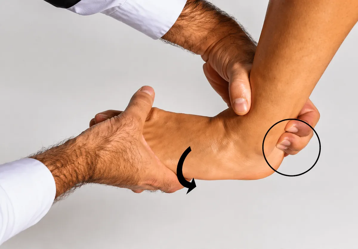Prueba de estabilidad de los tendones peroneos